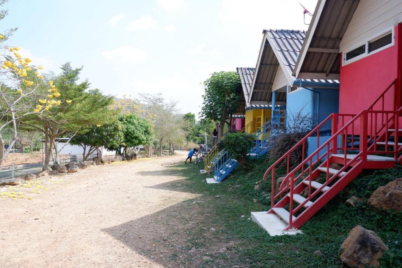 Baan Rai Pray Rung Kaeng Krachan Ban Tha Ling Lom Exteriér fotografie
