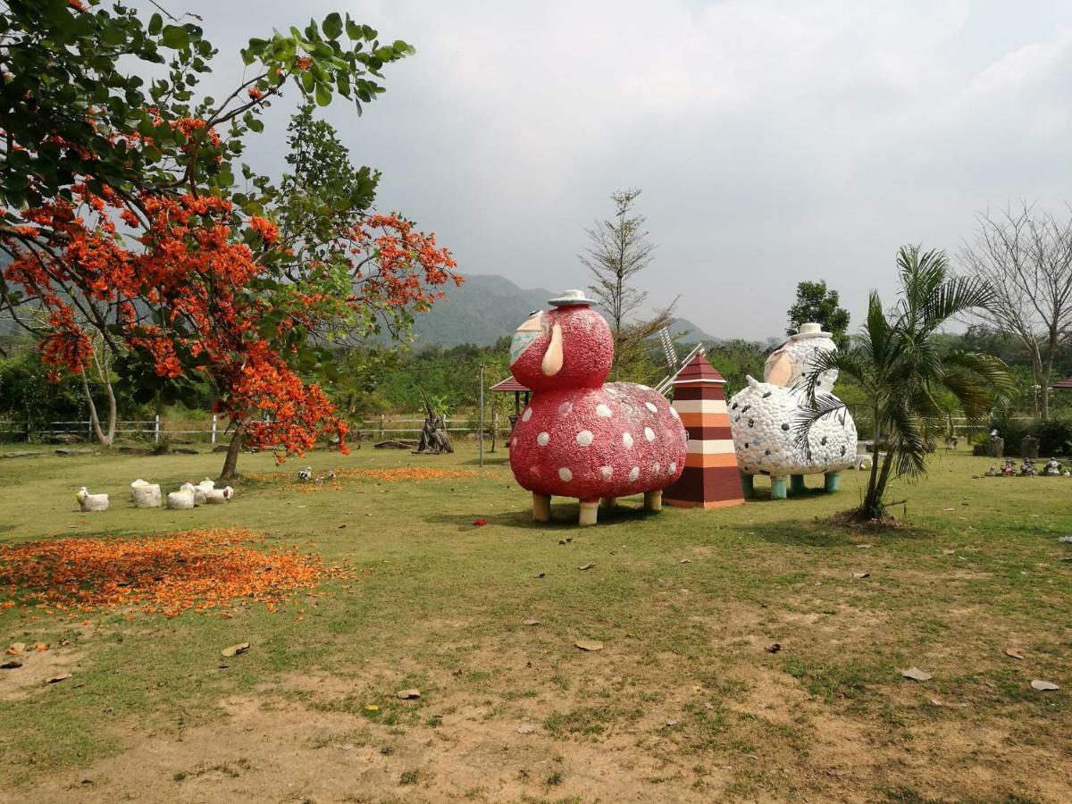 Baan Rai Pray Rung Kaeng Krachan Ban Tha Ling Lom Exteriér fotografie