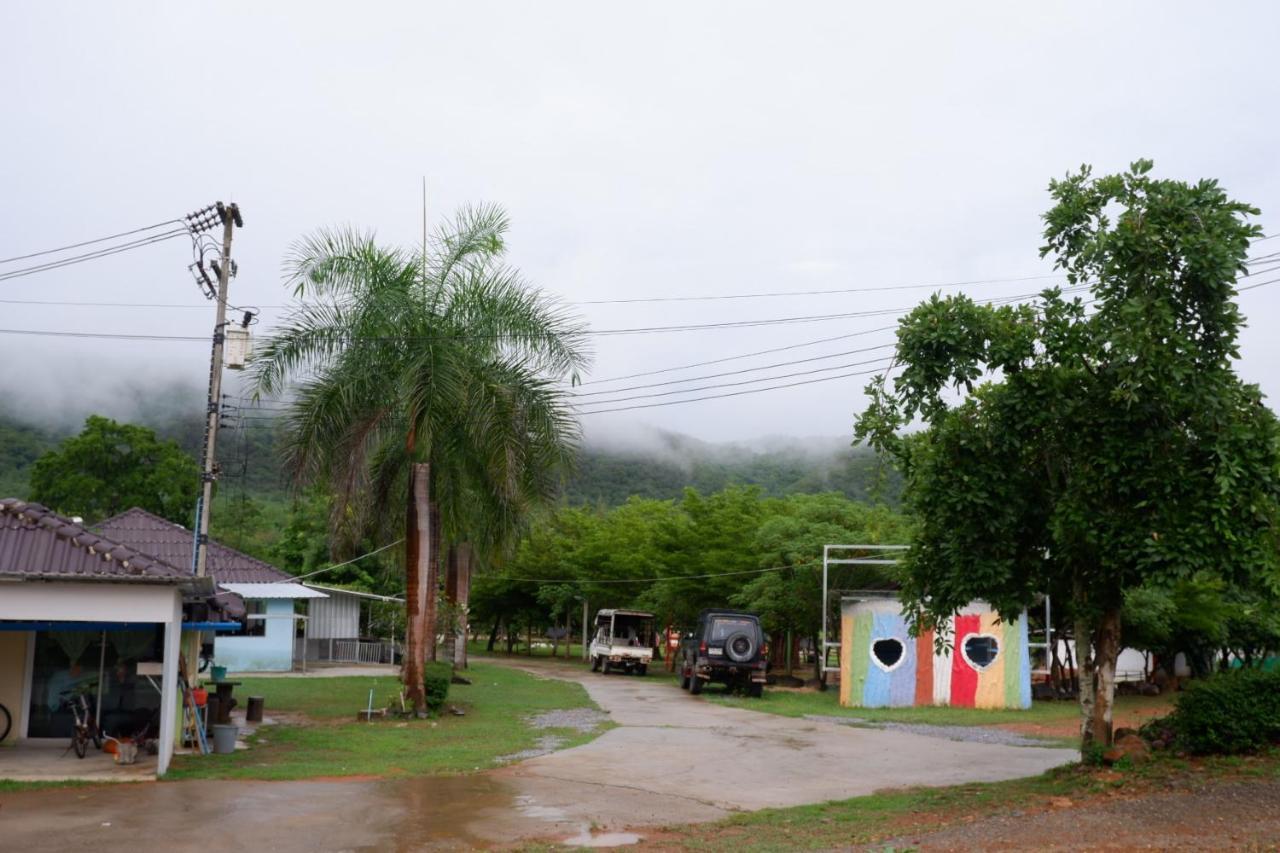 Baan Rai Pray Rung Kaeng Krachan Ban Tha Ling Lom Exteriér fotografie